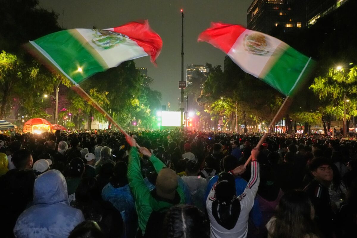 3 people die of asphyxiation during Mexico City celebrations following World Cup win.